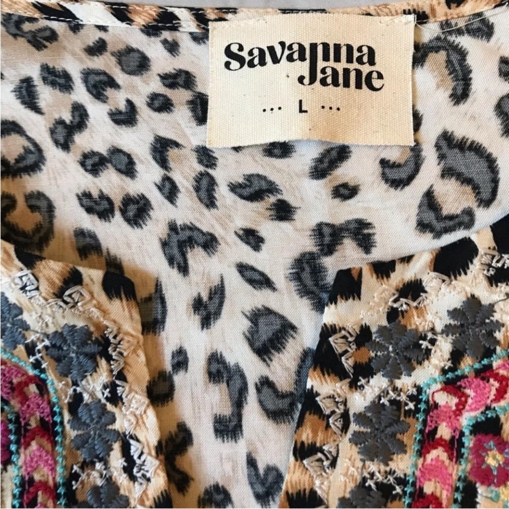 Savanna Jane Leopard Print Embroidery Blouse Tan Brown Pink Cream NEW with Tag - Picture 5 of 11